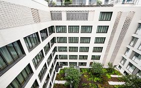 Staycity Aparthotels Paris La Defense